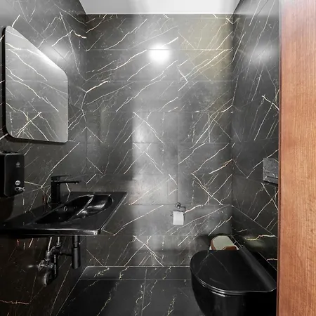 Отель Morishka & *